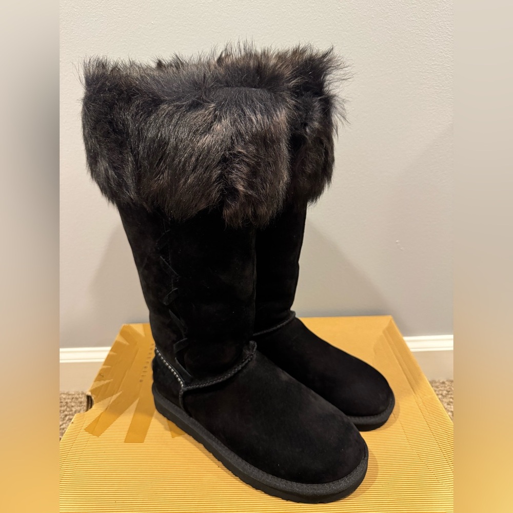 UGG Women's Black Suede Fur-Trimmed Boots NWOT
